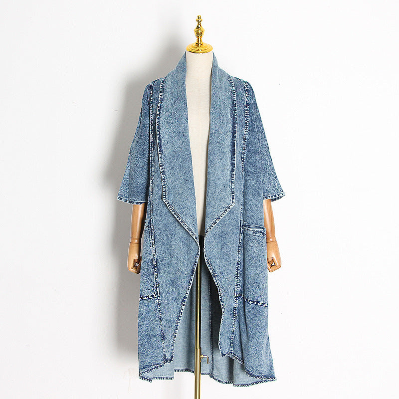 Lässiger Denim-Trenchcoat mit Fledermausärmeln und Kragen für Damen