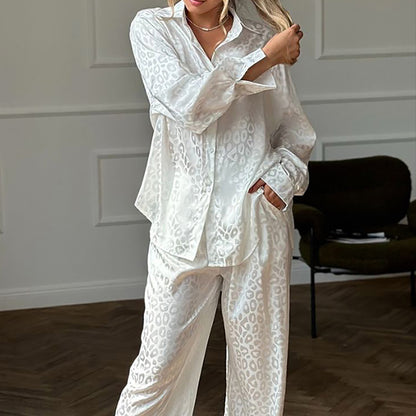 Ensemble pyjama deux pièces ample en satin imprimé léopard pour femme, cardigan à manches longues, chemise et pantalon