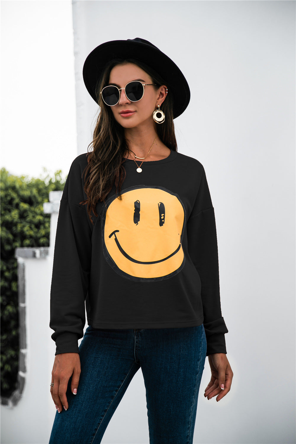 Sweat-shirt décontracté à manches longues avec imprimé smiley et col rond pour l'automne et l'hiver