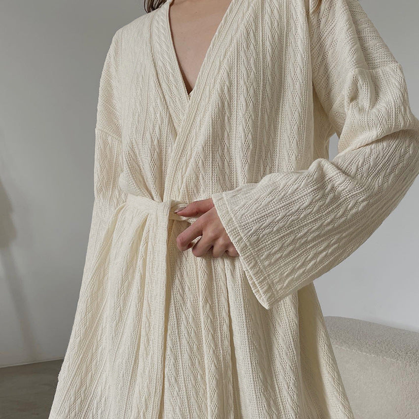 Cardigan tricoté à la mode d'automne, short à bretelles, pyjama à manches longues, trois pièces, ample et confortable, vêtements de maison pour femmes