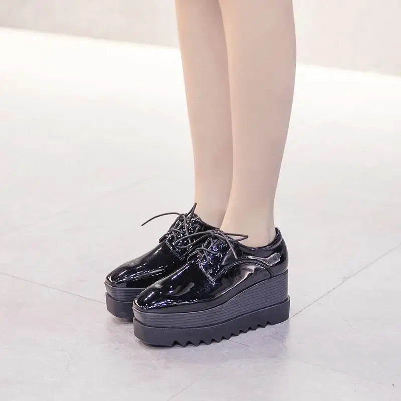 Patent Leather Flatform Shoes Women's Platform Soles 2024 Spring New Lace-up Square Toe Wedge Shoes Casual British Wear HZB