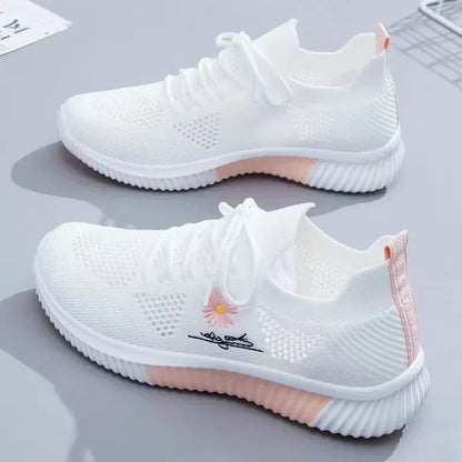 New Spring and Summer Women's Fly-Knit Sneakers Fashionable All-Match Running Shoes Mesh Breathable Casual Female Students