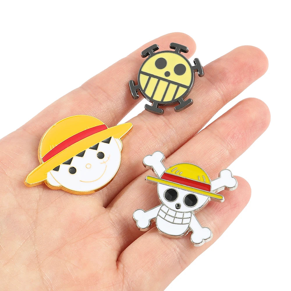 One Piece Brooch Anime Cartoon Monkey D. Luffy Skull Backpack Clothing Accessories Alloy Enamel Lapel Pins Brooches Badge