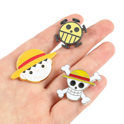 One Piece Brooch Anime Cartoon Monkey D. Luffy Skull Backpack Clothing Accessories Alloy Enamel Lapel Pins Brooches Badge