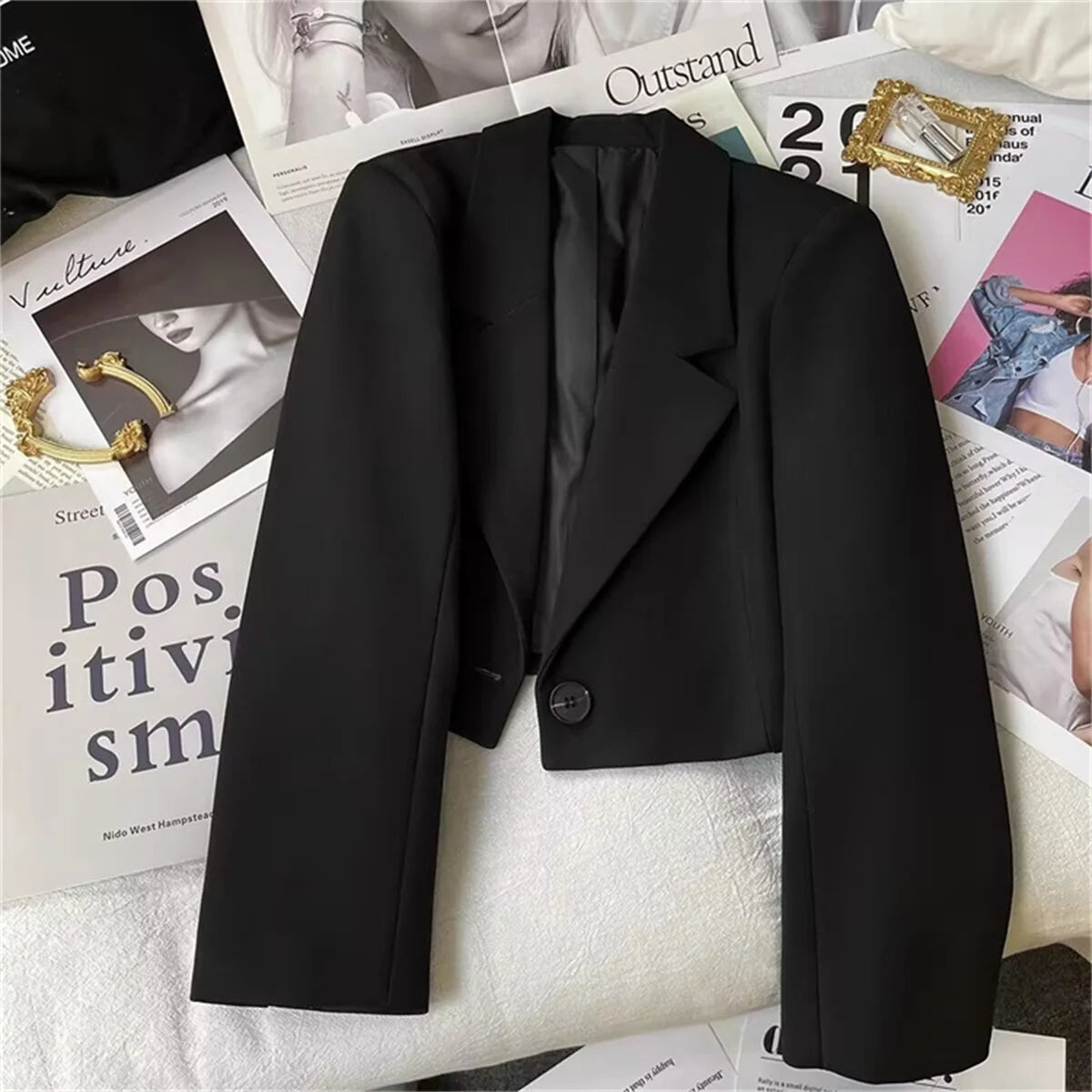 2024 Nouvelle mode coréenne Blazers courts pour femmes à manches longues boutonné veste de costume femme élégant tout match bureau Blazer femme