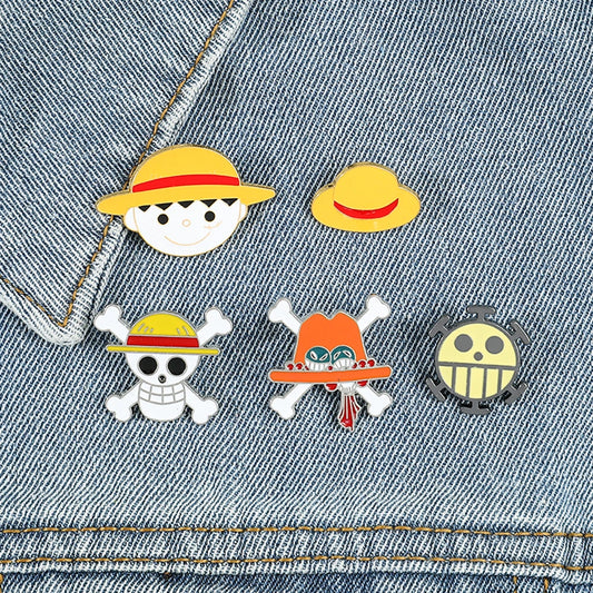 One Piece Brooch Anime Cartoon Monkey D. Luffy Skull Backpack Clothing Accessories Alloy Enamel Lapel Pins Brooches Badge