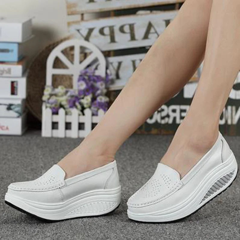 CEVABULE Damenschuhe, weiße, atmungsaktive Sneakers, Leder, dicke Unterseite, Slope Muffin, Damen-Einzelschuhe, Sneakers SPP