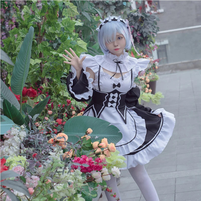 Anime „Leben in einer anderen Welt von Zero“: Rem/Ram Cosplay-Kostüm, Halloween, Frau, Cosplay-Perücke, Kleidung, inklusive Kopfbedeckung, Socken